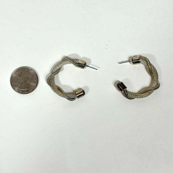 Silver Tone Open Mesh Earrings Twist Hoop 1.5" Earrings Chain Vintage Retro - Picture 7 of 8